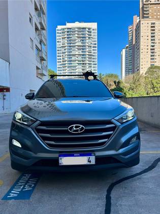 HYUNDAI TUCSON 2.0 MPFI GLS 16V 143CV 2WD FLEX 4P AUTOMÁTICO HYUNDAI TUCSON 2.0 MPFI GLS 16V 143CV 2WD FLEX 4P AUTOMÁTICO